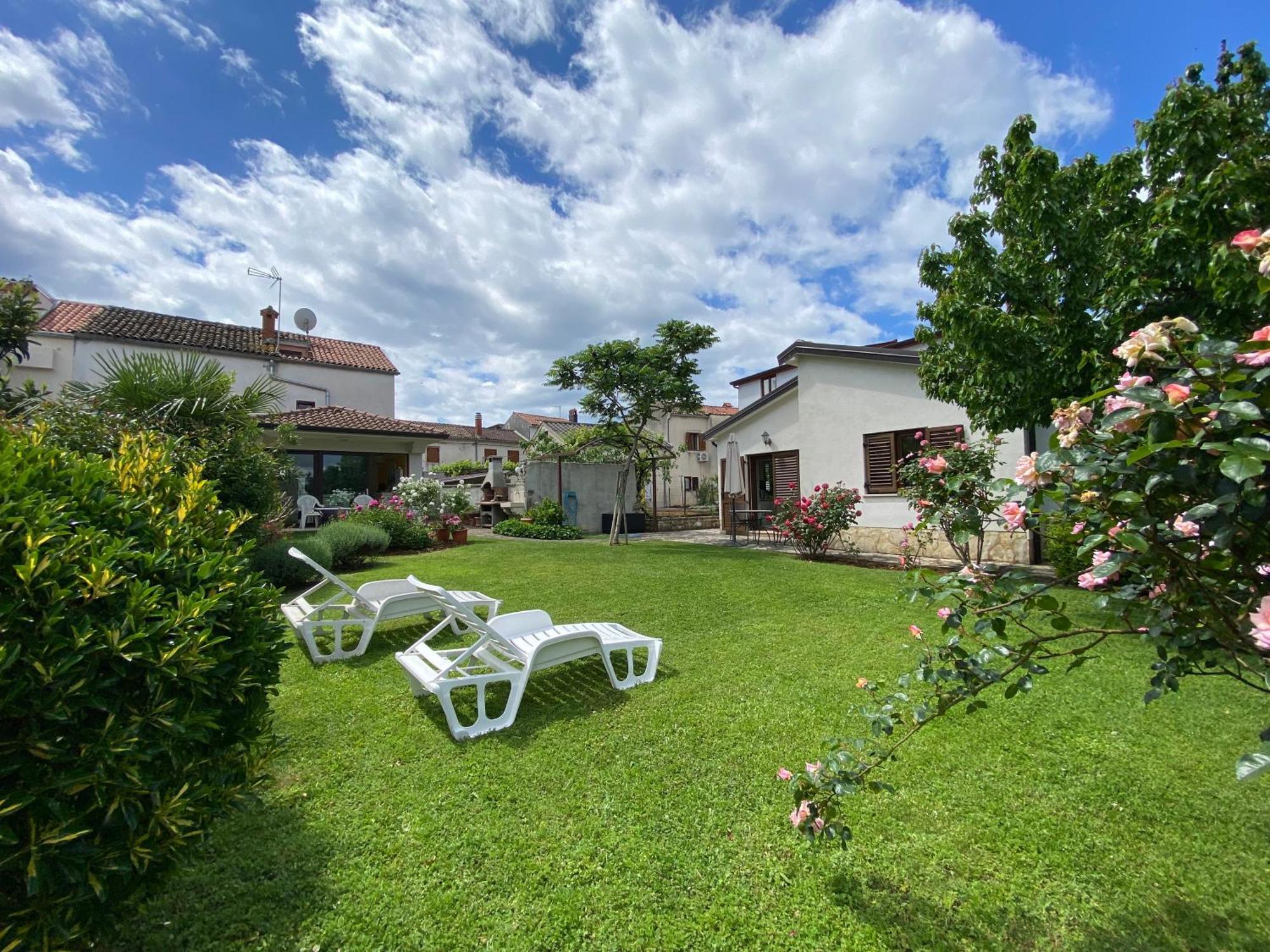 Bungalow Perla Funtana Εξωτερικό φωτογραφία