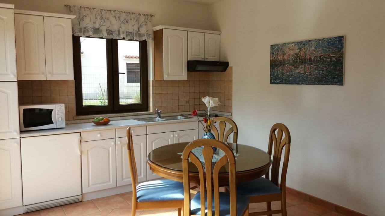 Bungalow Perla Funtana Εξωτερικό φωτογραφία